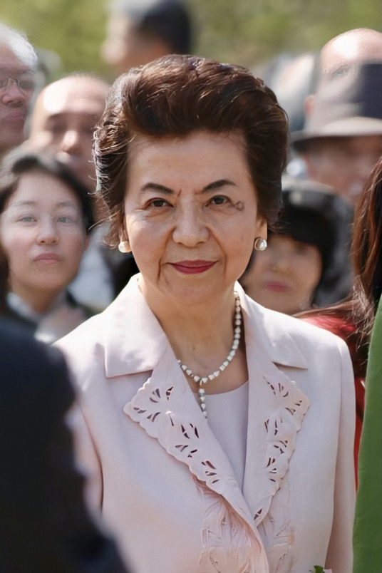 什么是安倍洋子