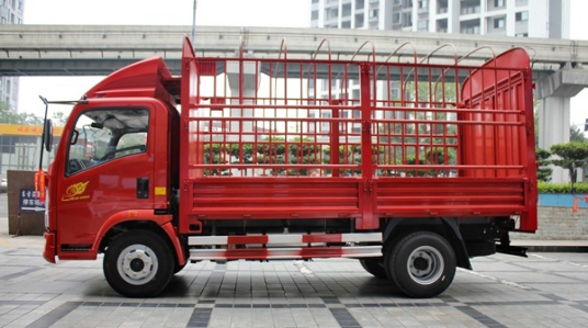 轻型载货车