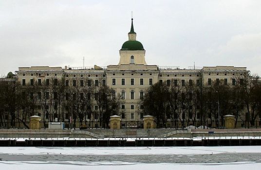 什么是俄罗斯总参军事学院