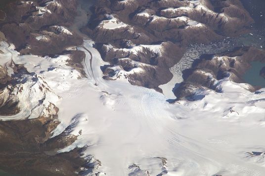 阿吉莱拉火山