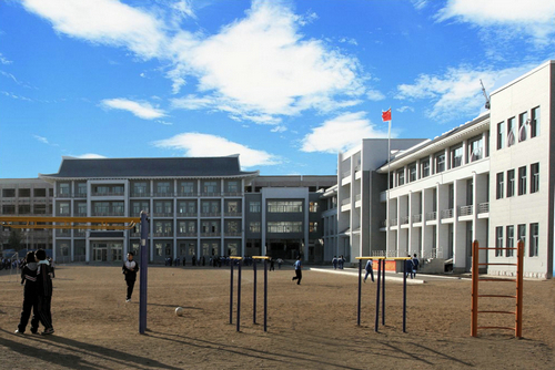 延吉市第六中学校