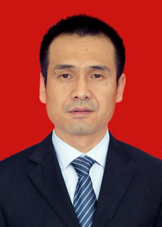 党俊平