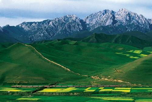 什么是天山—祁连山—秦岭—大别山波峰带