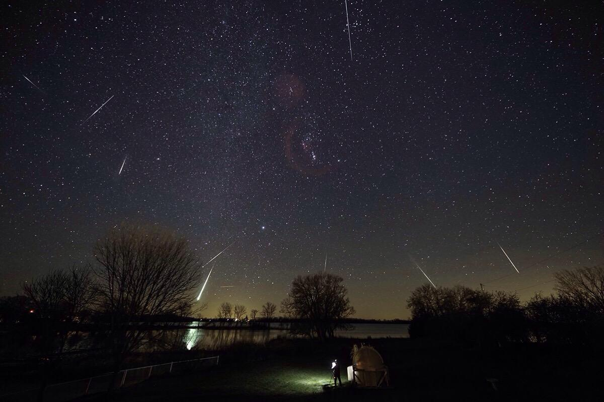 狮子座流星雨17日光临地球，对于流星雨你了解多少？