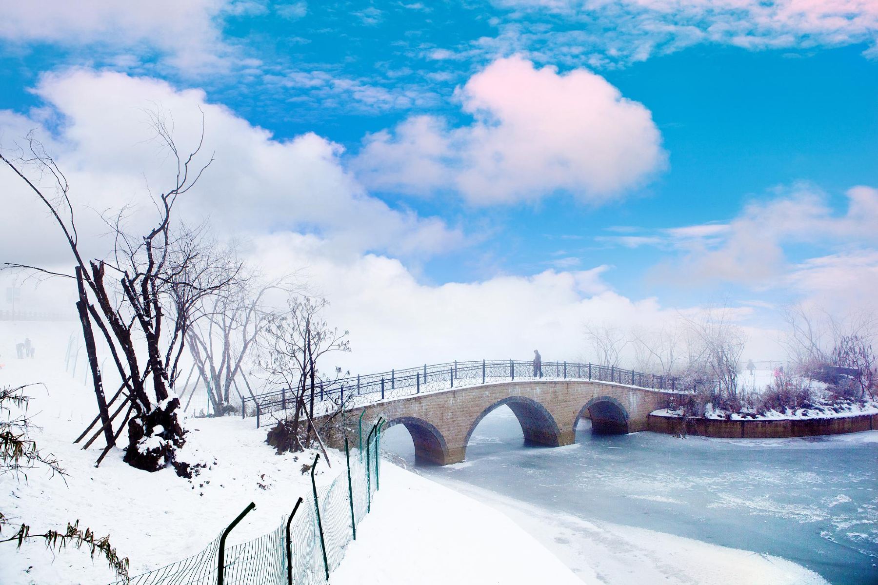 西岭雪山在哪里啊？