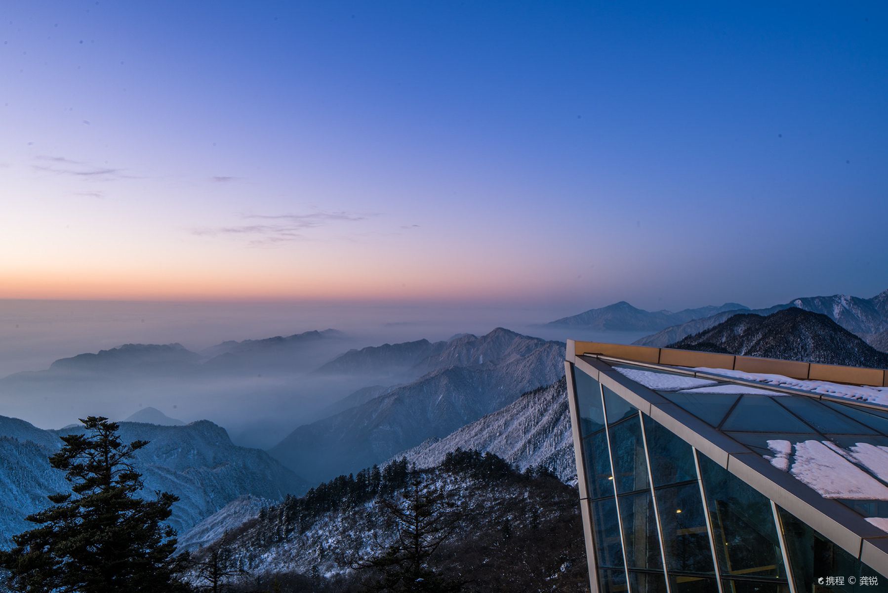 西岭雪山在哪里啊？