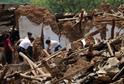 中国台湾海峡发生6.2级地震，地震第一时间你会怎么做？